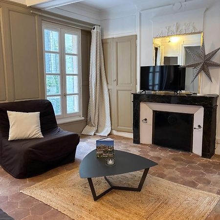 Studio Parvis Cloitre Notre Dame ชาร์ตร ภายนอก รูปภาพ